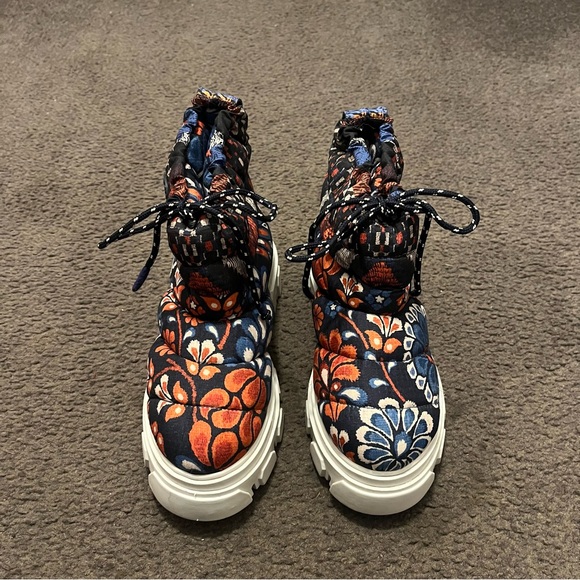 FARM Rio Multicolor Ankle Boots - Picture 2 of 9